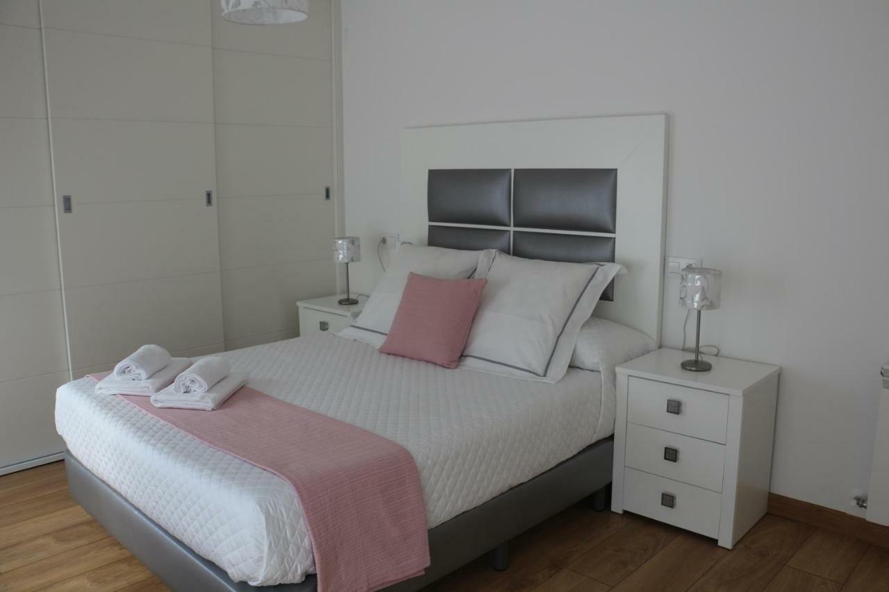 Apartamentos Homelife Roca Tarpeya 톨레도 외부 사진